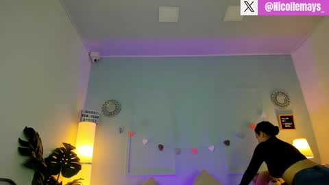 Nicolle Mays online show from March 2025 02:10:02 PM