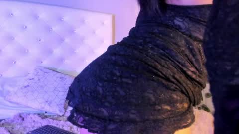 Snapshot of nicollee_heart chatting on April 2026 01:59:01 PM Nicolle online show from April 2026 01:59:01 PM