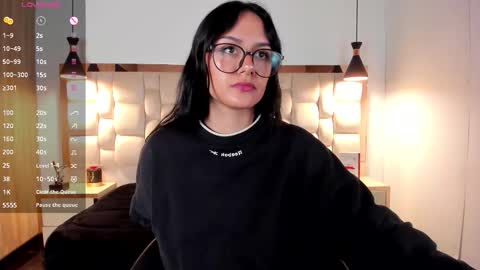 Nicoll  online show from February 2026 01:07:02 PM