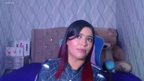 Nicolle Miley online show from January 2025 06:42:01 AM