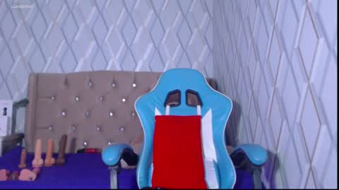 Nicolle Miley online show from January 2025 11:41:01 AM