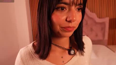 NicolRoss online show from November 2025 10:04:01 PM