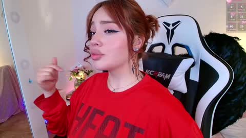 Nicol online show from January 2025 01:20:02 AM