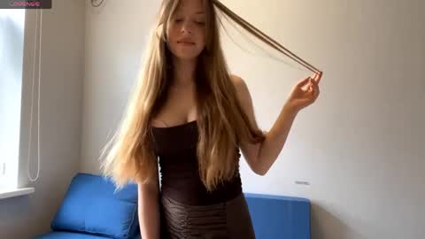 Snapshot of nidarauhecker chatting on April 2026 04:30:01 AM Agata online show from April 2026 04:30:01 AM