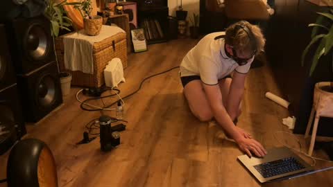 Snapshot of nigglesmueller chatting on March 2025 05:32:01 AM privatestreamer online show from March 2025 05:32:01 AM