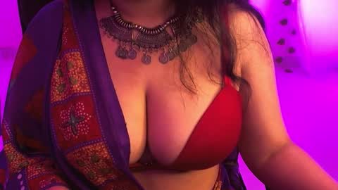 nightqueen107446 online show from October 2025 02:09:01 AM