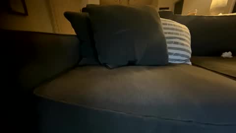 nightranger737 online show from February 2026 03:15:01 AM