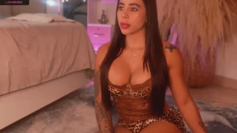 Snapshot of niiaa01 chatting on October 2025 03:59:01 AM niiaa01 online show from October 2025 03:59:01 AM