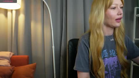 LIana online show from May 2026 09:09:02 PM