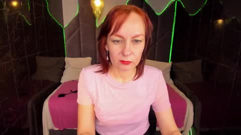 Snapshot of nika_gentle chatting on May 2026 06:07:01 AM Nika online show from May 2026 06:07:01 AM