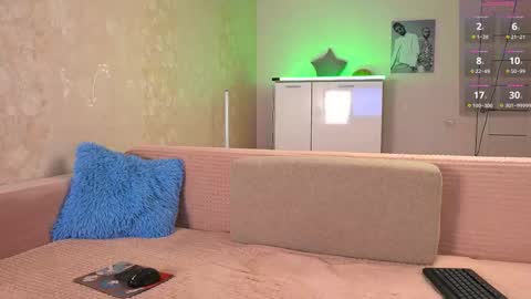 Nika and Niki online show from September 2025 05:13:01 PM