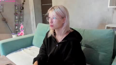 Nika Sm online show from August 2026 09:25:02 AM