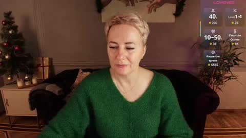 Nika online show from December 2025 09:18:01 AM