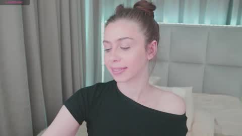 Nika online show from May 2026 01:02:04 AM