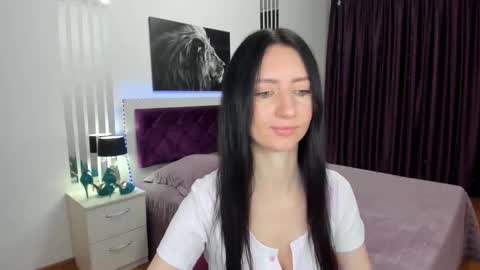 NikaLewis online show from November 2025 04:48:02 AM