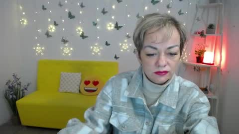 Snapshot of nikamayu chatting on April 2026 05:03:01 AM Nika online show from April 2026 05:03:01 AM
