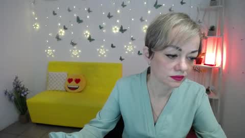 Snapshot of nikamayu chatting on May 2026 05:56:02 AM Nika online show from May 2026 05:56:02 AM