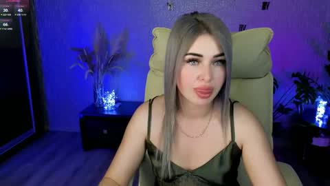 Snapshot of nikastill_ chatting on May 2026 02:42:02 AM NikaStill online show from May 2026 02:42:02 AM