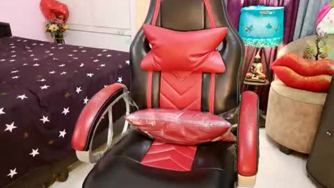 Snapshot of nikatheempress chatting on March 2026 06:52:02 AM nikatheempress online show from March 2026 06:52:02 AM