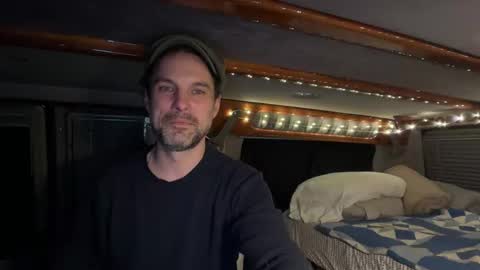 Nike Jude online show from January 2026 04:29:01 AM