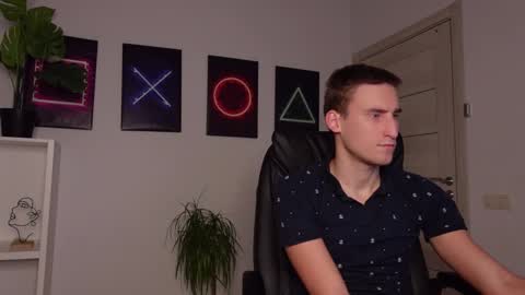 nikki online show from February 2025 03:04:02 PM