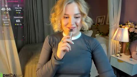 Nikki online show from October 2025 12:08:02 AM