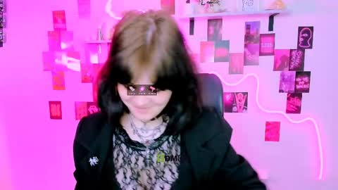 nikki_kiss_ online show from May 2026 08:52:01 AM