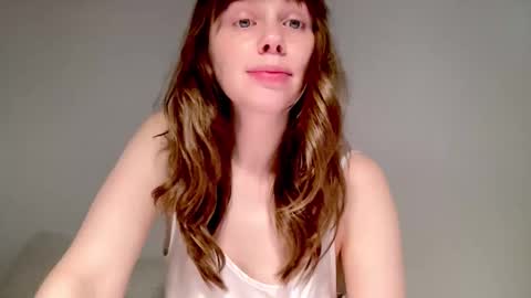 Nikki online show from November 2025 10:04:02 AM