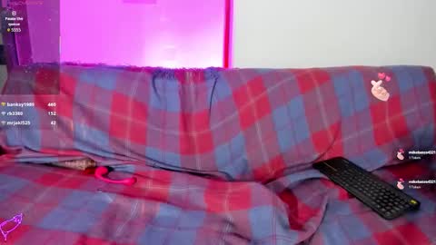 nikki_uwu online show from March 2026 02:04:02 AM