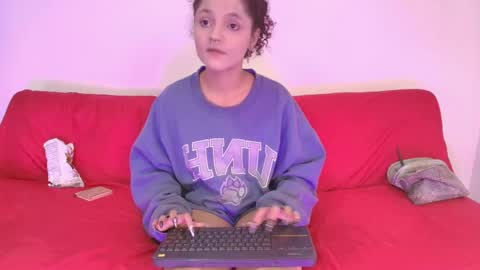 Snapshot of nikki_uwu chatting on June 2026 08:12:02 PM nikki_uwu online show from June 2026 08:12:02 PM