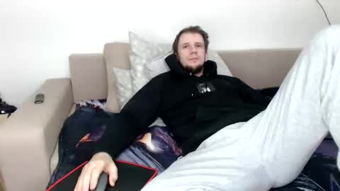 Snapshot of nikkiaadel chatting on December 2025 06:54:02 AM Nick online show from December 2025 06:54:02 AM