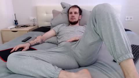 Snapshot of nikkiaadel chatting on March 2026 07:30:02 AM Nick online show from March 2026 07:30:02 AM