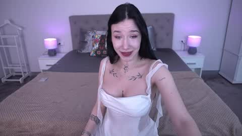 Nikki online show from June 2026 07:31:01 PM