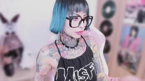 Nikki Ramone   online show from March 2026 10:07:02 AM