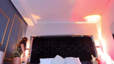 Snapshot of nikkysmiith chatting on January 2025 07:14:02 PM online show from January 2025 07:14:02 PM