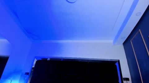 Snapshot of nikkysmiith chatting on February 2025 01:47:02 AM online show from February 2025 01:47:02 AM