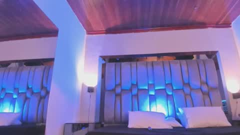 Snapshot of nikkysmiith chatting on September 2025 11:32:02 AM online show from September 2025 11:32:02 AM