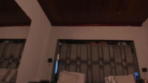 Snapshot of nikkysmiith chatting on September 2025 11:22:02 AM online show from September 2025 11:22:02 AM