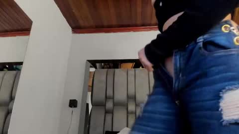 Snapshot of nikkysmiith chatting on November 2025 11:33:01 AM online show from November 2025 11:33:01 AM