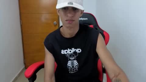 niklaus_wolf online show from February 2026 03:32:01 AM