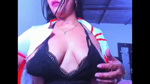 nikol sensual01 online show from October 2025 05:36:02 PM
