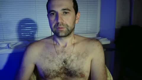 Snapshot of nikolas_vaz chatting on January 2025 09:40:01 PM nikolas_vaz online show from January 2025 09:40:01 PM