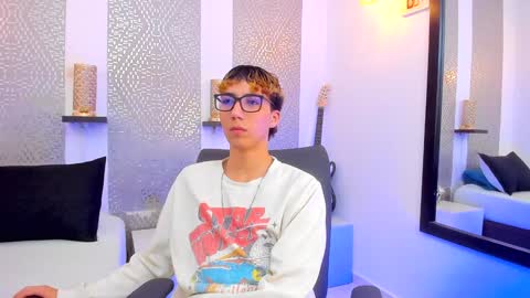    online show from December 2024 07:28:01 AM