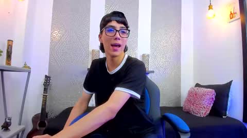    online show from March 2025 09:53:01 AM