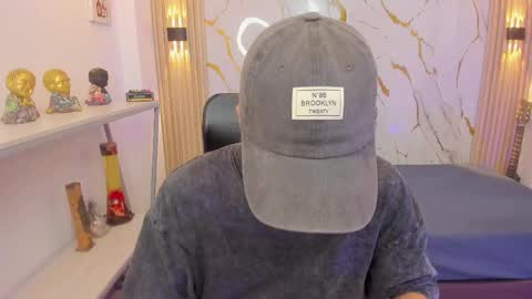 Snapshot of nikolay_gregori chatting on May 2026 04:30:02 AM online show from May 2026 04:30:02 AM
