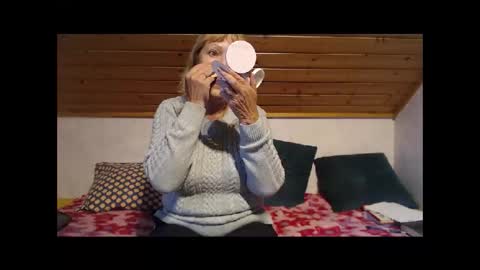 Nikole1 online show from October 2025 10:45:01 AM