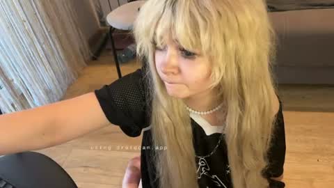 nikoli_naw online show from July 2026 02:12:02 PM