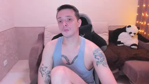 Nikolos online show from January 2025 06:48:01 PM