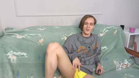 Snapshot of nikompell chatting on January 2025 01:38:02 AM niko online show from January 2025 01:38:02 AM