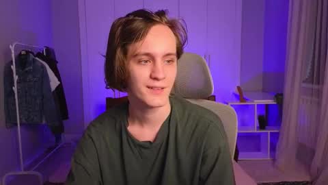 Snapshot of nikompell chatting on February 2025 04:58:02 AM niko online show from February 2025 04:58:02 AM